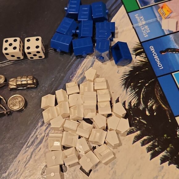 Monopoly Surfing Edition Board Game - Picture 5 of 10